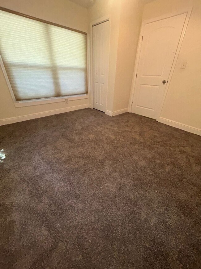 Building Photo - Beautiful 3 Bedroom 2 Bathroom in Sanford FL!