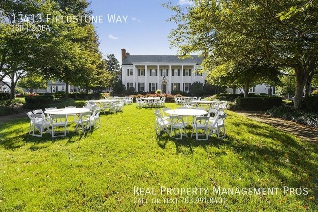 Building Photo - 13413 Fieldstone Way