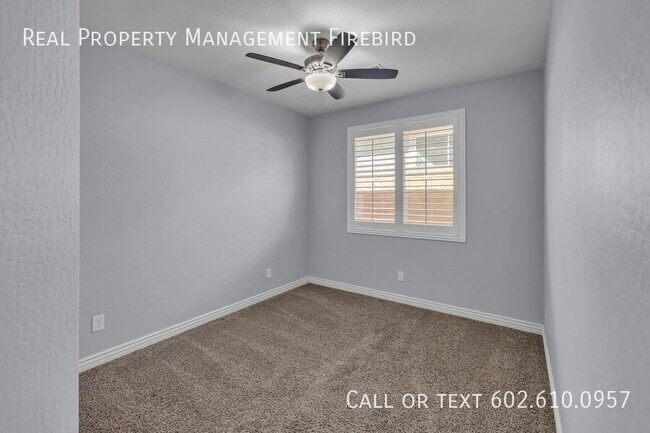 Building Photo - 30817 N 25th Dr