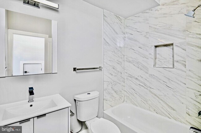 Building Photo - Brand New Luxury Apartments