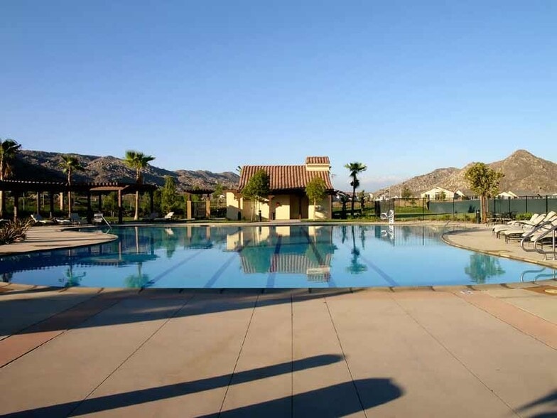 Community Pool/Jaccuzi - 8240 Campbell Ct