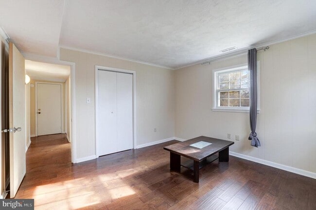 Building Photo - 1013 Westbriar Dr NE