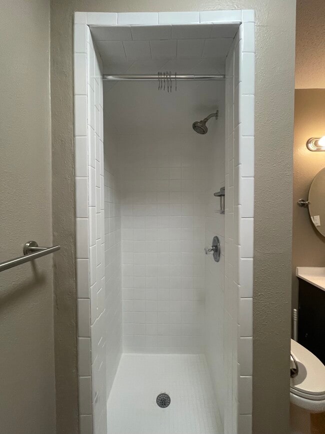 Building Photo - 1209 W Copper Ave