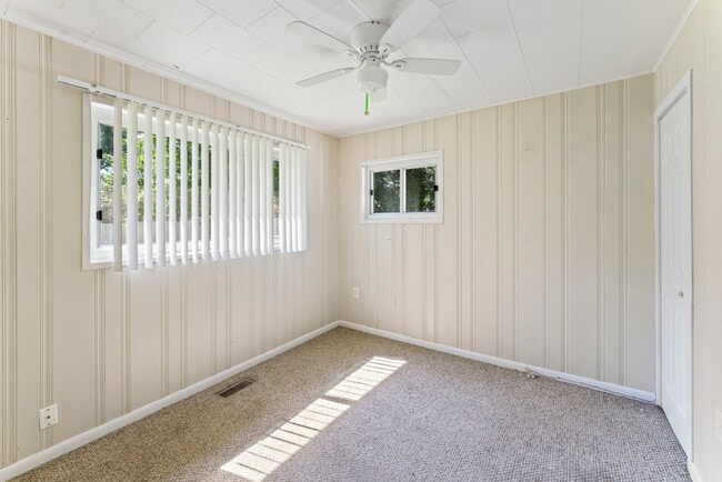 Building Photo - 4501 E Kuhn Rd