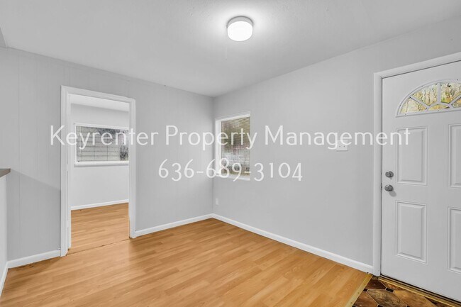 Building Photo - COMING SOON - Charming 3-Bedroom Home with Spacious Yard in North St. Louis County