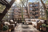 Building Photo - 518 E 83rd St