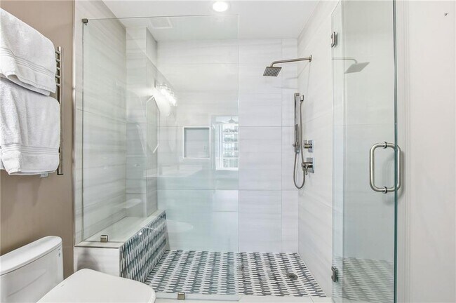 Building Photo - 855 Peachtree St NE