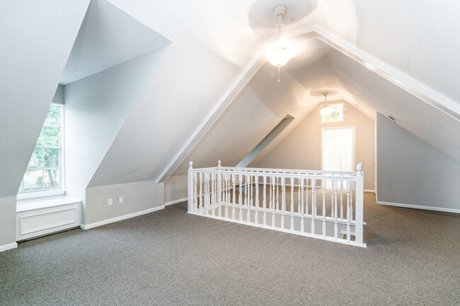 Building Photo - 200 Fannin St