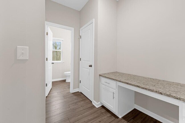 Building Photo - 2247 Pink Hawthorn Dr