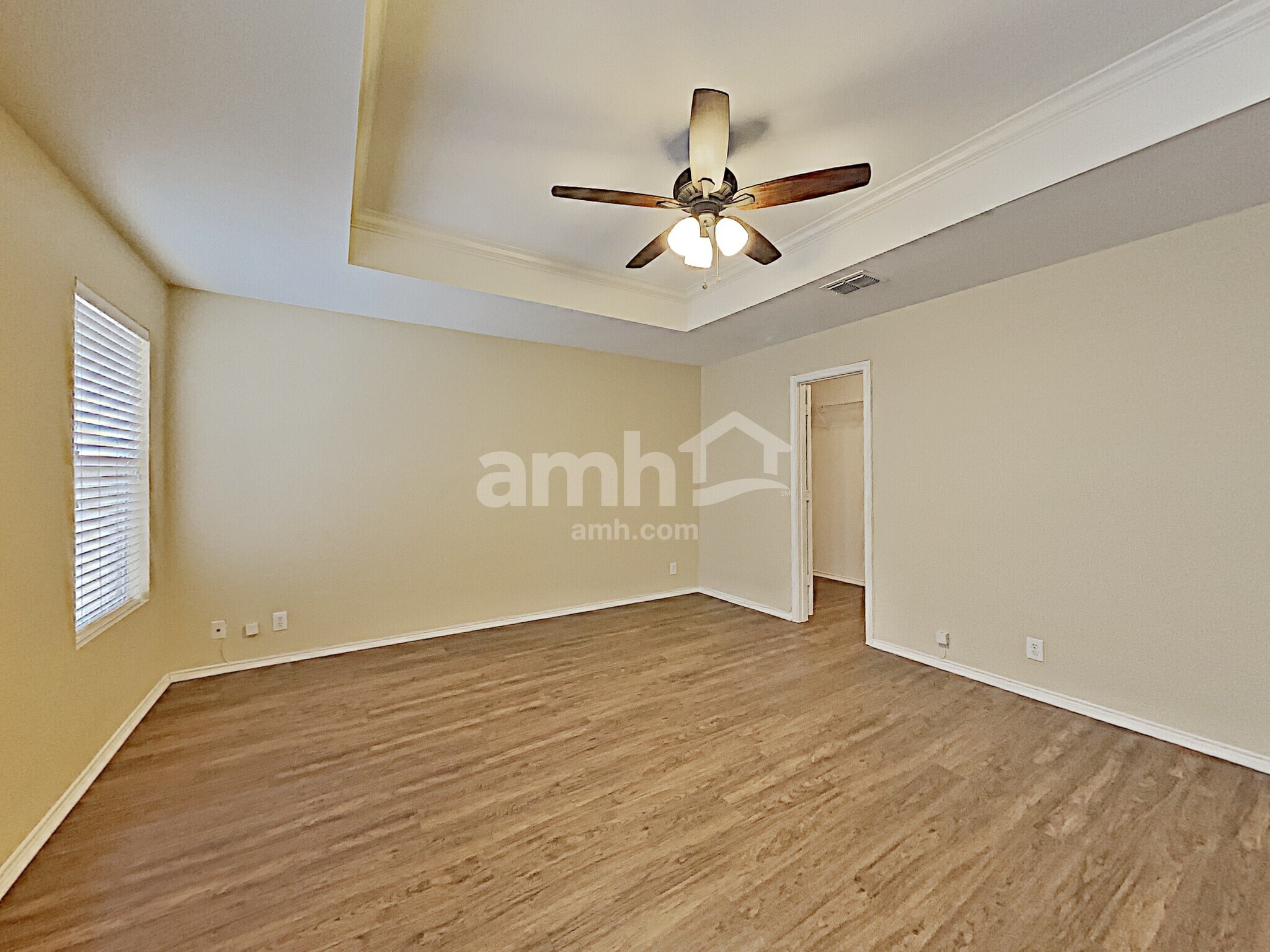 Building Photo - 8007 Abbotts Pointe
