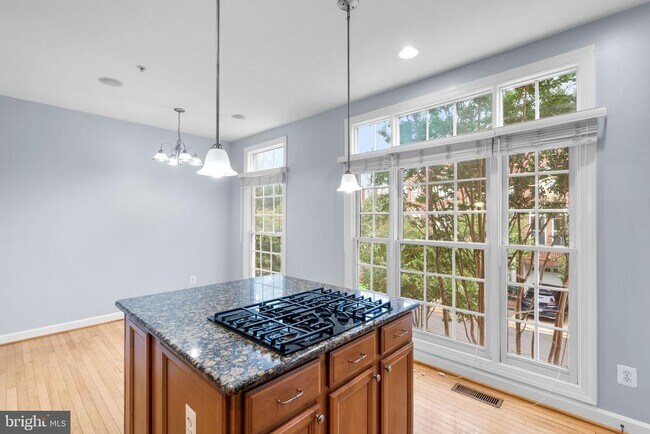 Building Photo - 5246 Tancreti Ln