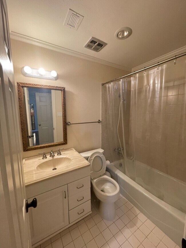 Building Photo - 6452 Olympia Dr