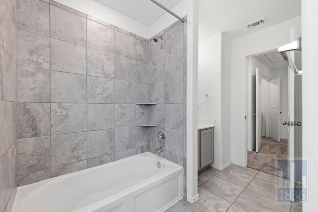Building Photo - 15213 Spruce Frost Cv