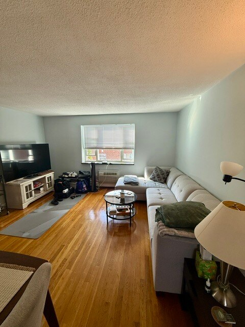 Building Photo - 55 Colborne Rd