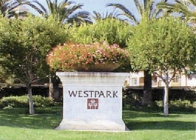 Building Photo - 5 Belcanto