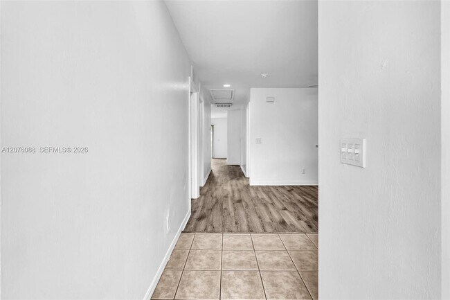 Building Photo - 5325-5330 30th St SW