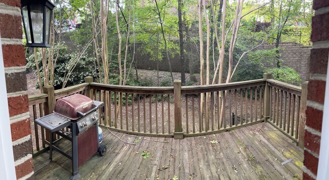 Building Photo - 1106 Dean Hall Ln