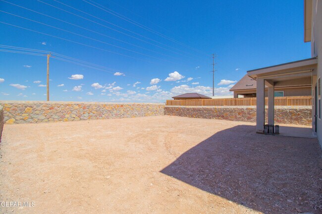 Building Photo - 14465 Mariam Hanna St