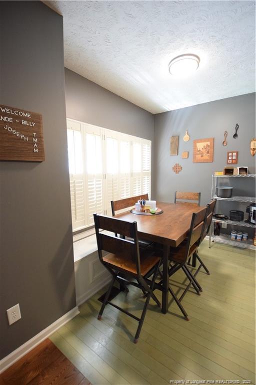 Building Photo - 187 Lakewind Ct