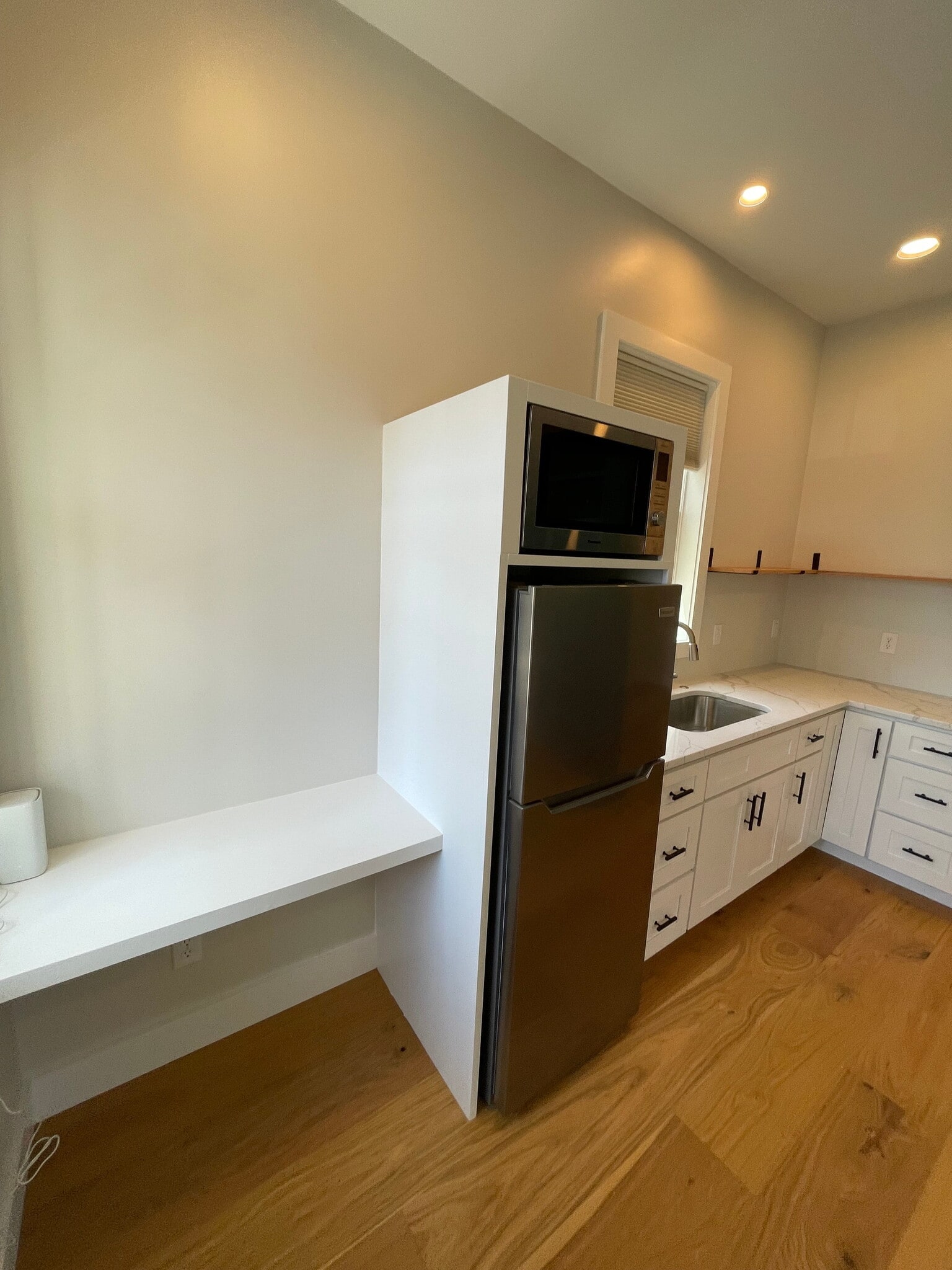 Building Photo - 907 Ashley Ave