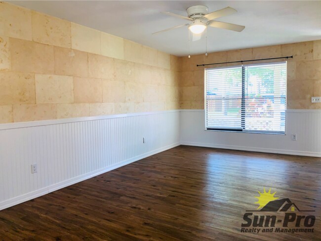 Building Photo - 980 Canal View Blvd