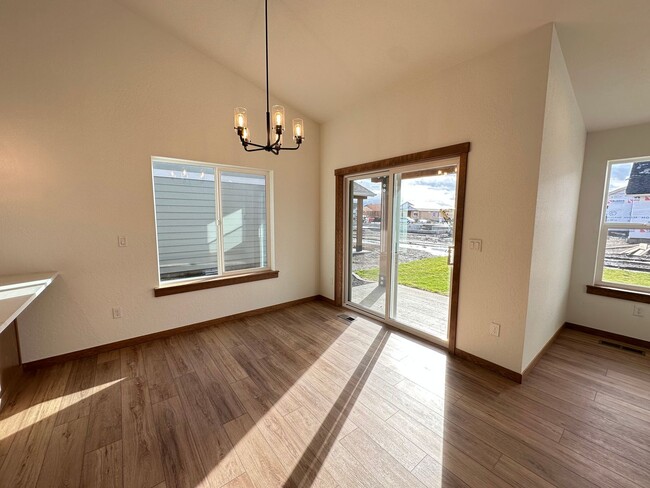 Building Photo - Brand New Rathdrum Home