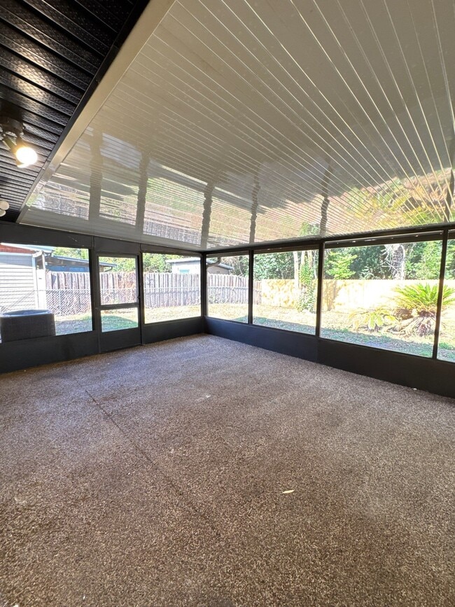 Primary Photo - 8103 Joffre Dr