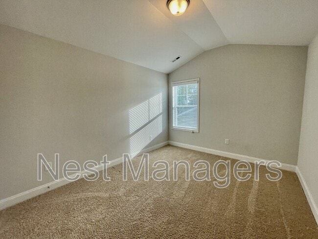 Building Photo - 155 Cromwell Ct