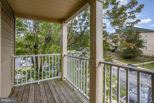 Building Photo - 1060 Gardenview Loop