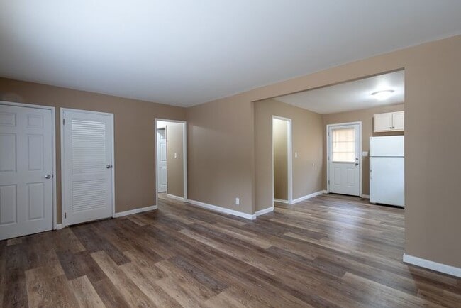 Building Photo - 3310 N Fuller Dr