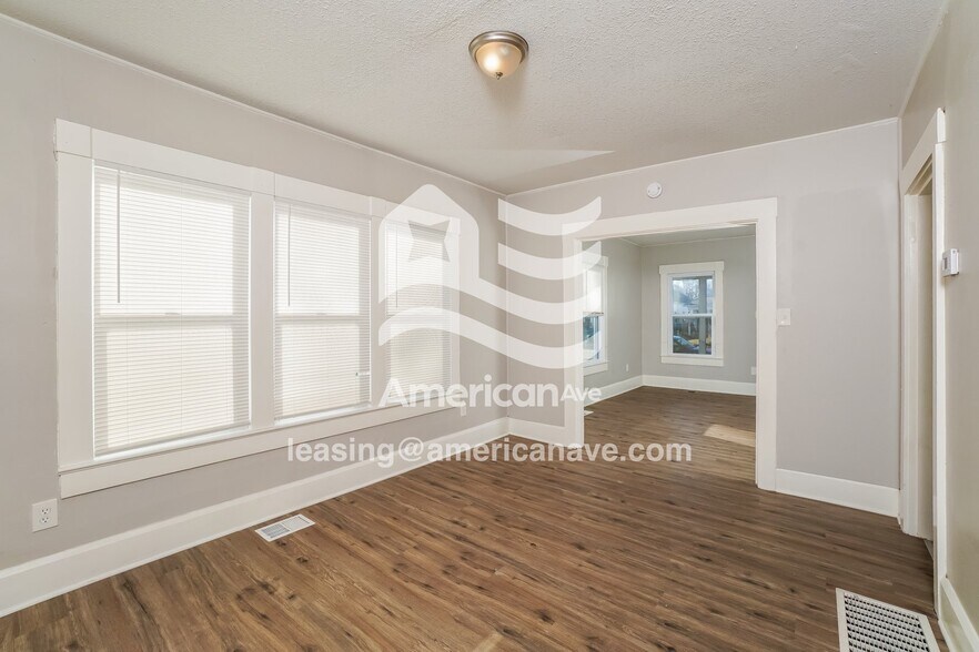 Building Photo - 1426 Chartres St