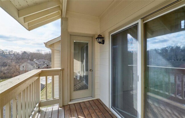 Building Photo - 2304 Yellowstone Park Ct