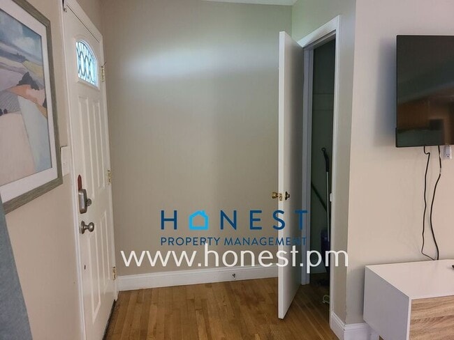 Building Photo - 1222 Rama Rd