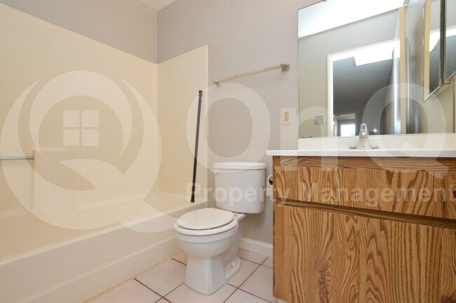 Building Photo - 4820 N 89th Ave