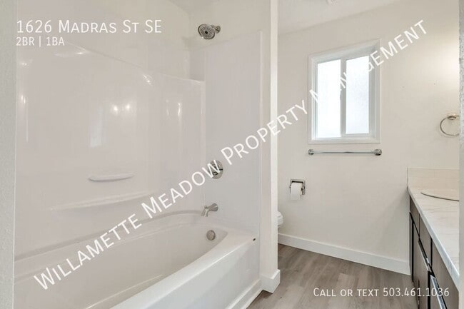 Building Photo - 1626 Madras St SE