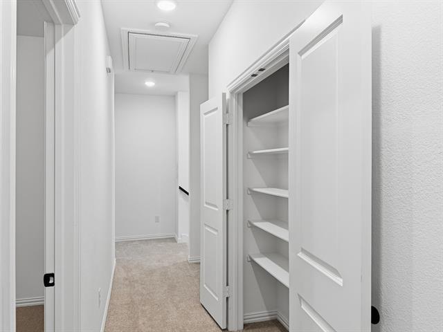 Building Photo - 721 Kerrville Ln