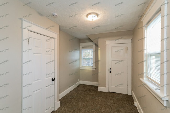 Building Photo - 1709 Wyoming Ave