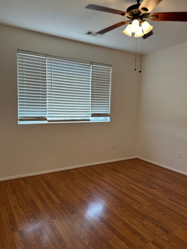 Building Photo - 4401 Santo Domingo St