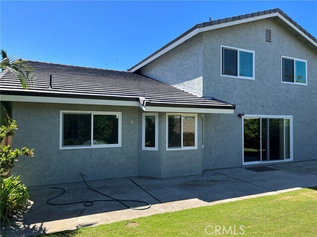 Building Photo - 8891 Baywood Dr