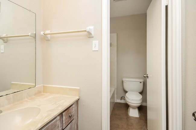 Building Photo - 7819 Terra Cotta Dr