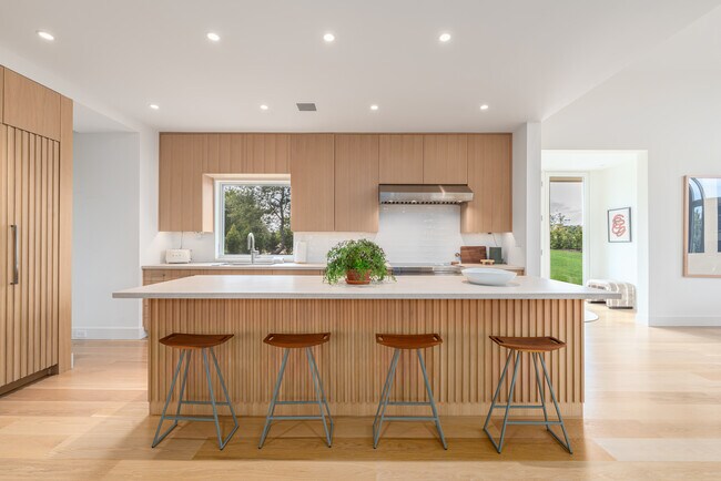 Building Photo - 610 Wildberry Ln