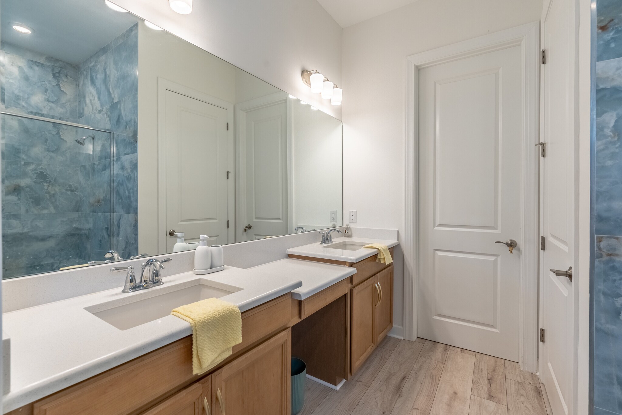 Bathroom 1 - 15347 Turin Dr