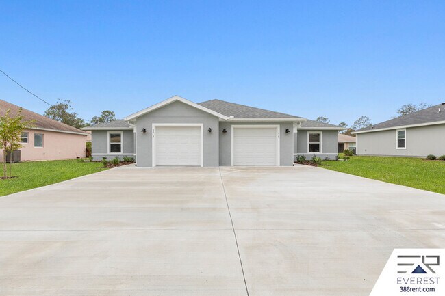 Building Photo - 34 Rosepetal Ln