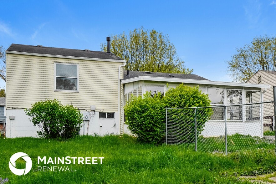 Building Photo - 4166 Clayridge Ln