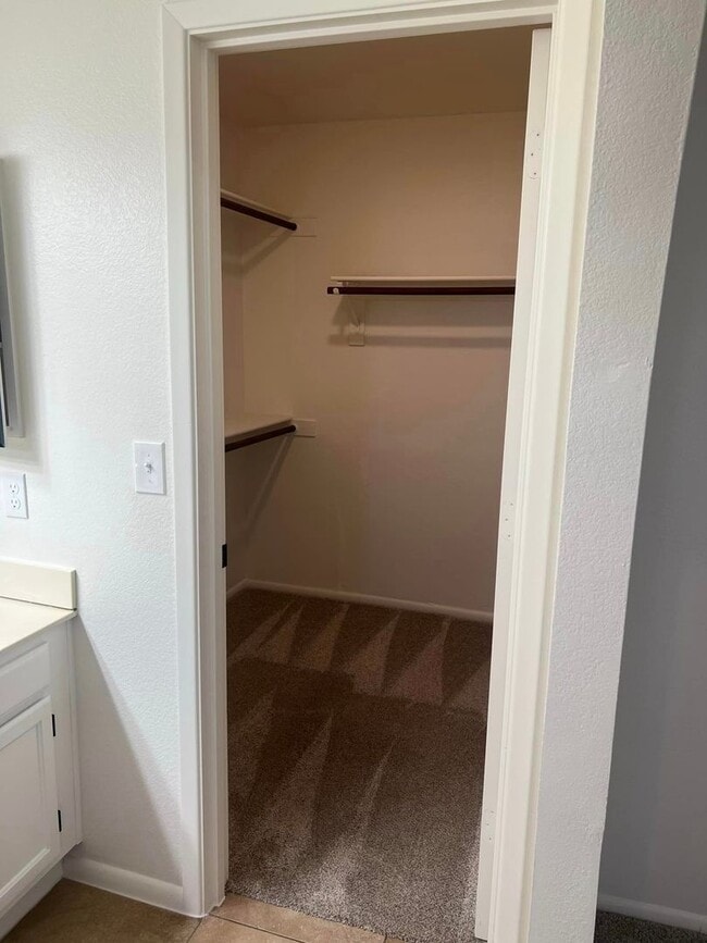 Building Photo - 3-bedroom , 2-bath remodeled home
