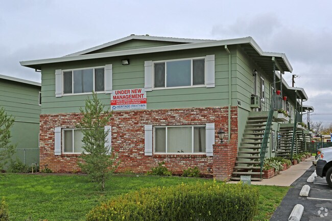 Building Photo - Garden Vista Apartments