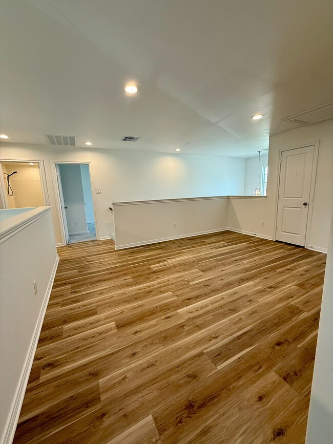 Building Photo - 11707 Eclipse Dr