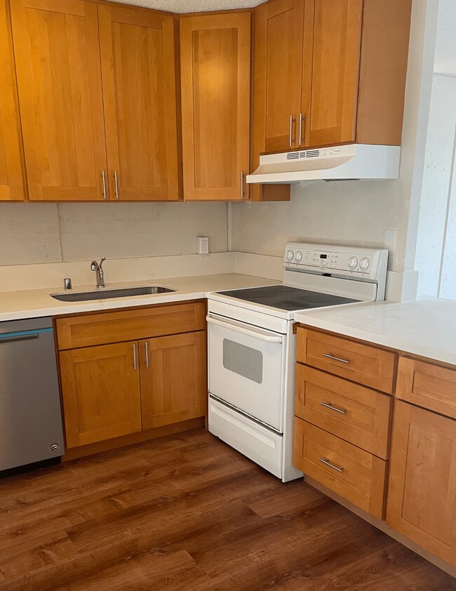 Building Photo - Breezy 4th Floor Apartment in Cathedral Point-Melemanu in Mililani