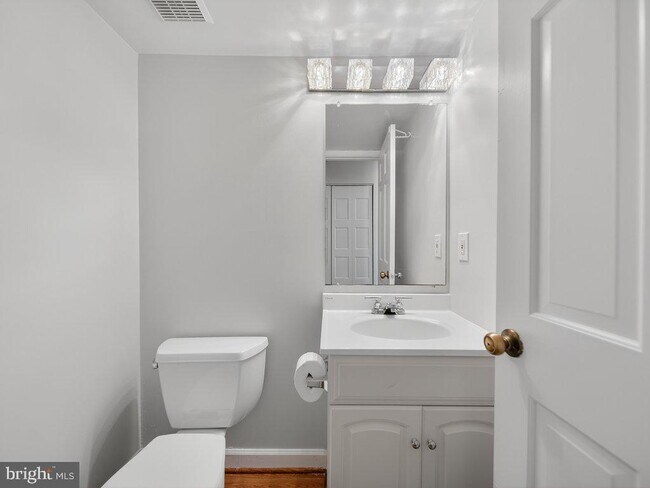 Building Photo - 3827 Gawayne Terrace