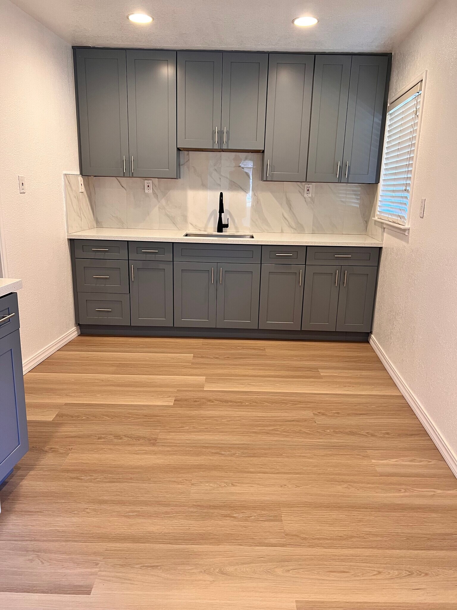 Building Photo - 144 San Lorenzo Ave